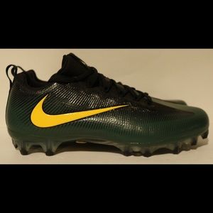 Nike Vapor Untouchable Pro Football Cleats